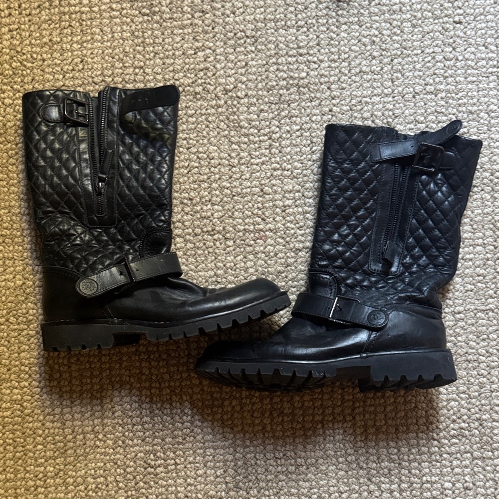 Chanel Black Leather Side Zip CC Logo Moto Boots size 8
